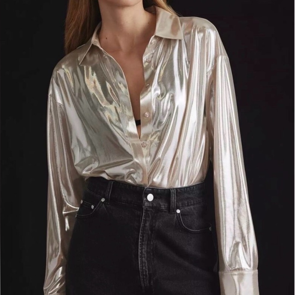 EUC Anthropologie The Gillian Liquid Shine Buttondown Shirt, Size Small